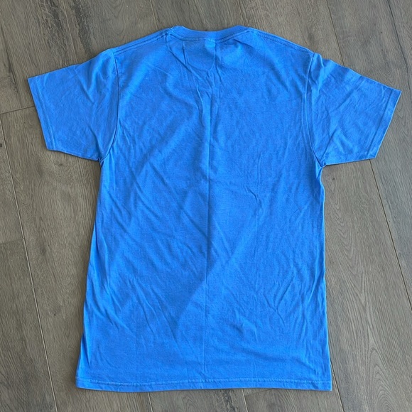 NWOT Queens of The Stone Age T-shirt Rare Color Size M - Picture 4 of 7